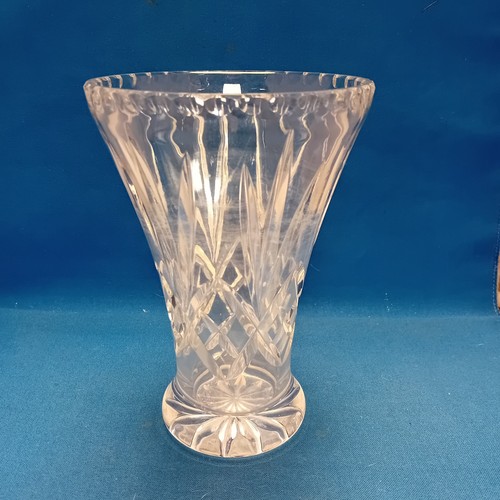 Cut glass vase believed to - glass,